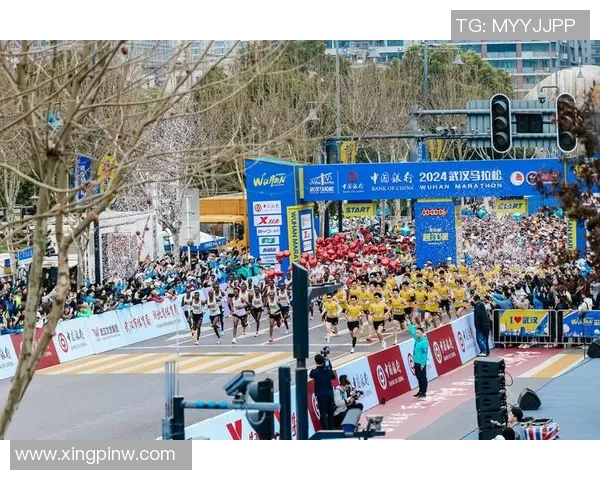 武汉城市马拉松点评：攀岩队员状态与表现的深度分析与反思